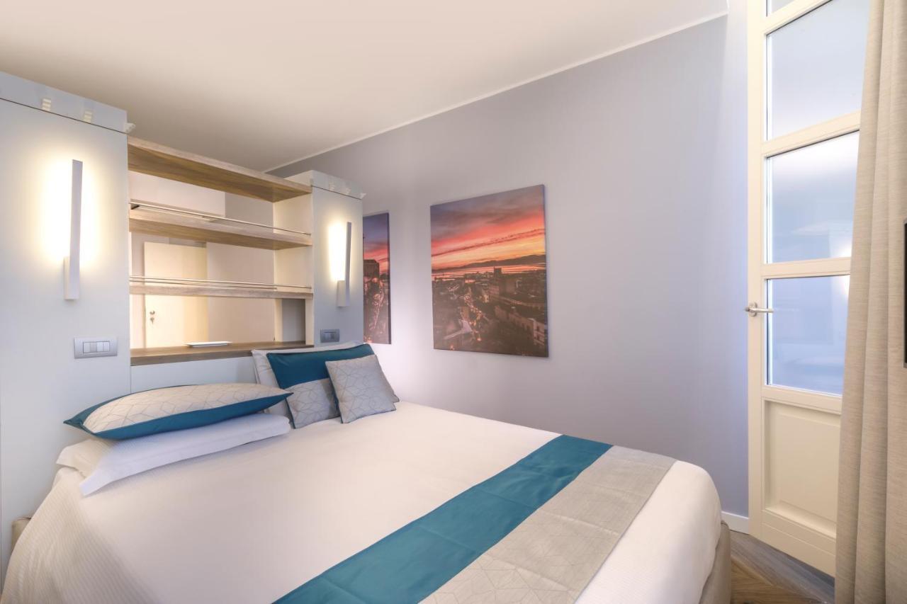 Hotel Baylle กาญารี ภายนอก รูปภาพ